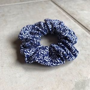 Classic navy/white floral Scrunchie